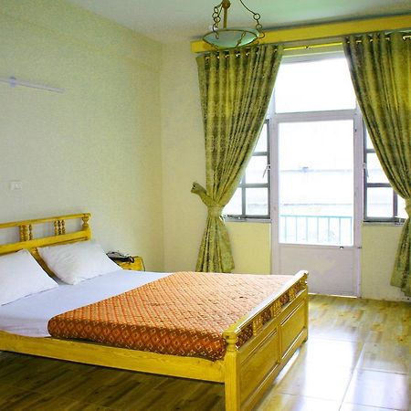 Pine Top Hotels Naran Ngoại thất bức ảnh