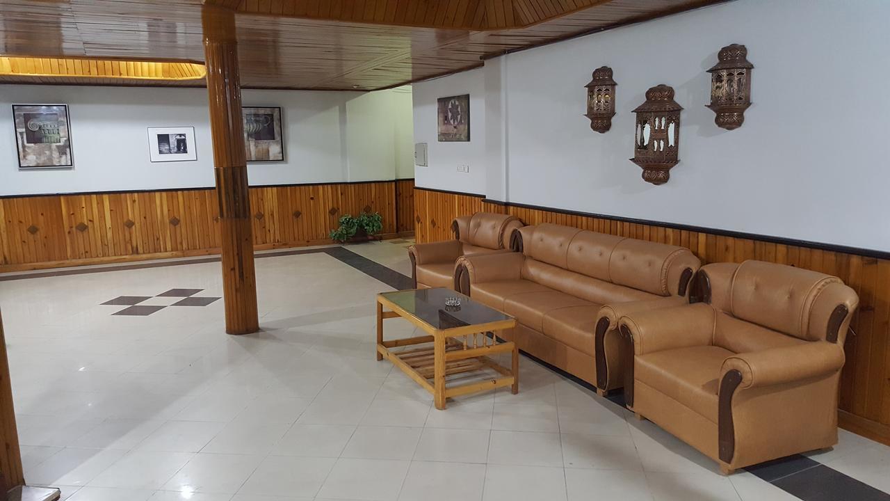 Pine Top Hotels Naran Ngoại thất bức ảnh