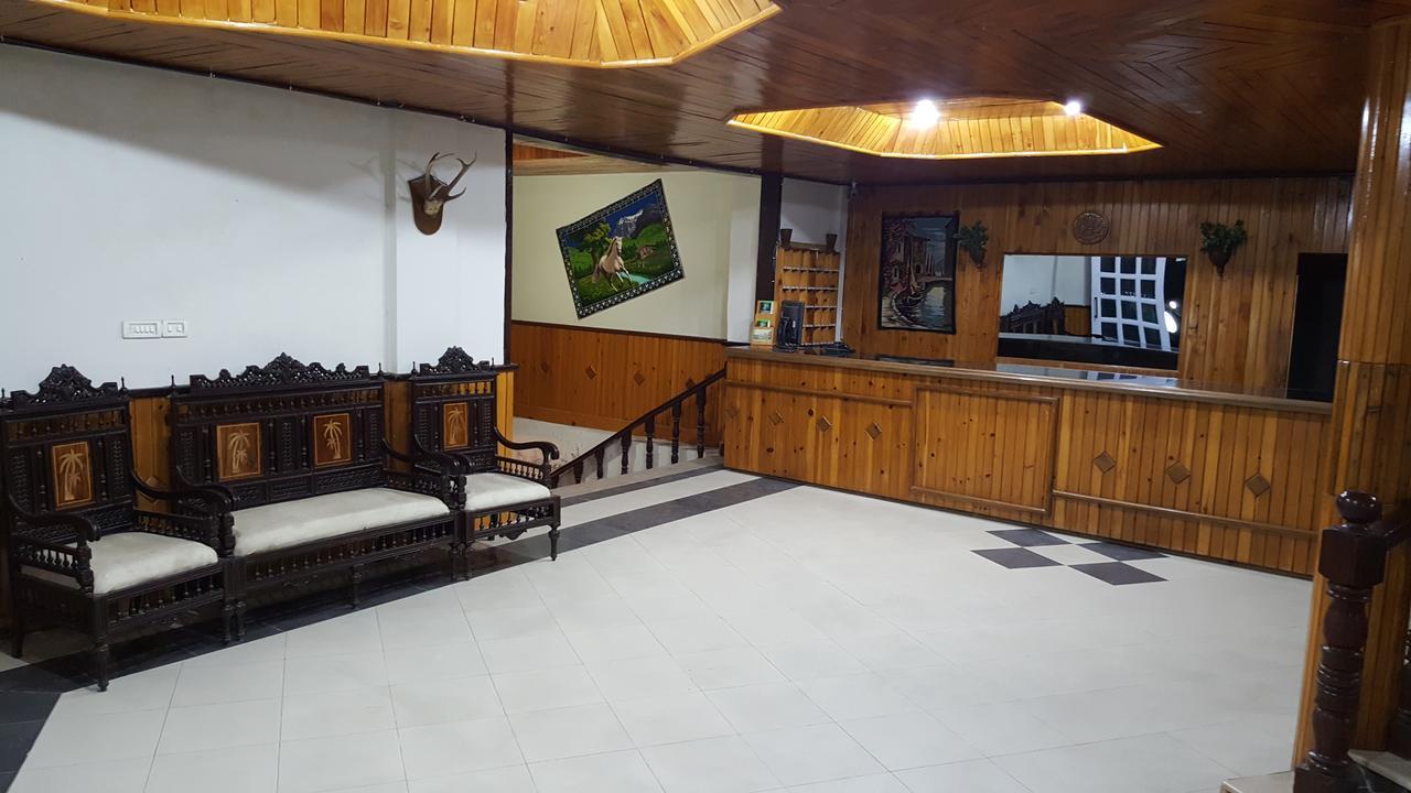 Pine Top Hotels Naran Ngoại thất bức ảnh