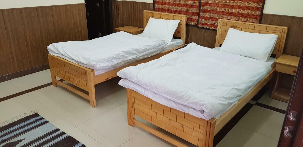 Pine Top Hotels Naran Ngoại thất bức ảnh